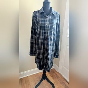 Faherty Navy Plaid Dress/Shirt